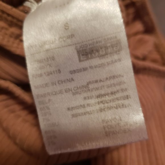 Ribbed Bodysuit - Picture 5 of 5